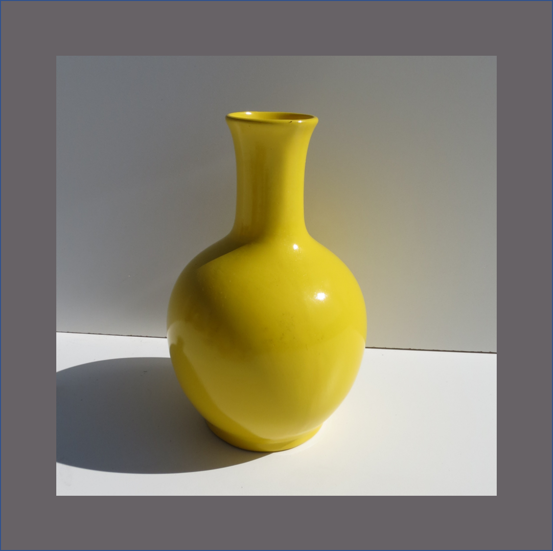 yellow-belly-vase-